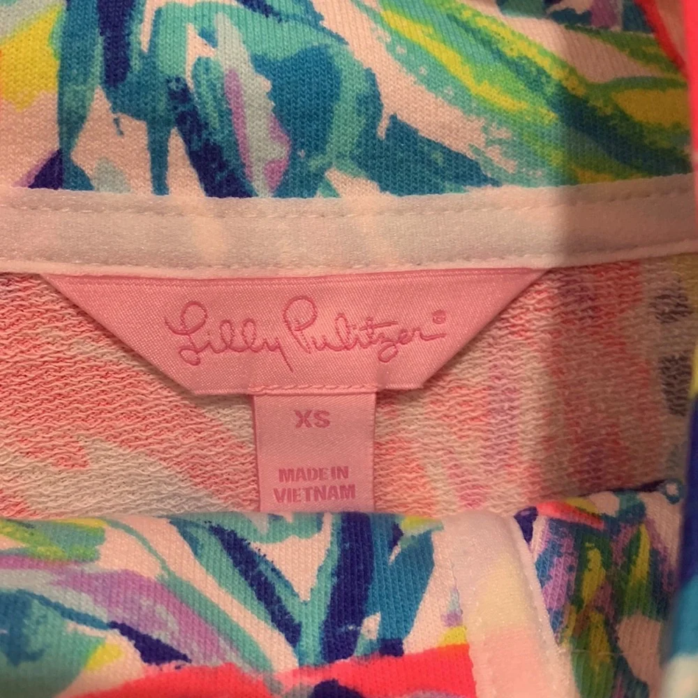 Lilly Pulitzer size extra small jacket with pockets - Picture 2 of 6